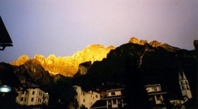 Europa Mountain Apartments Alleghe Luaran gambar